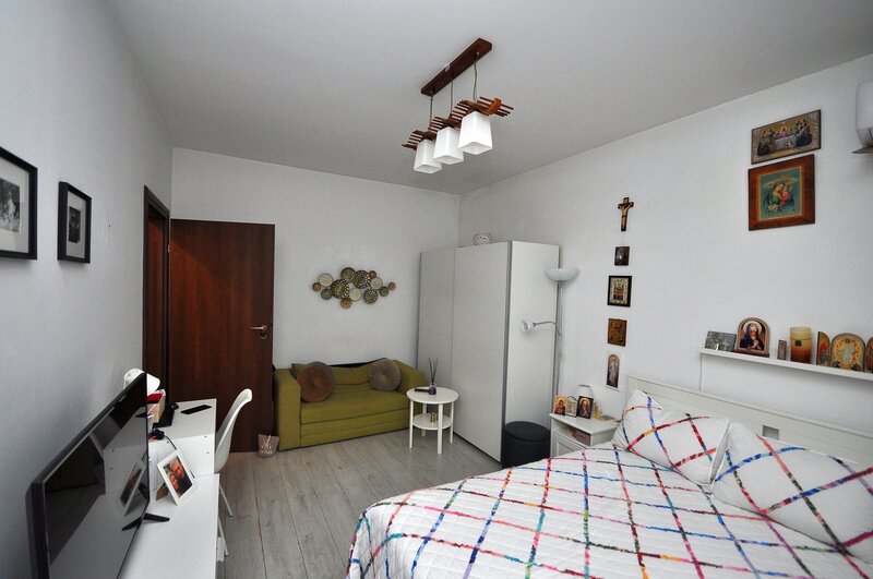 Drumul Taberei, Ghencea, Drumul Cooperativei, garsoniera etaj 1, bloc nou.